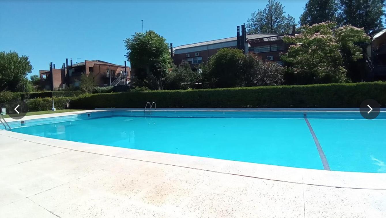 Lindisimo Con Parrilla Y Piscina, En Country Apartamento