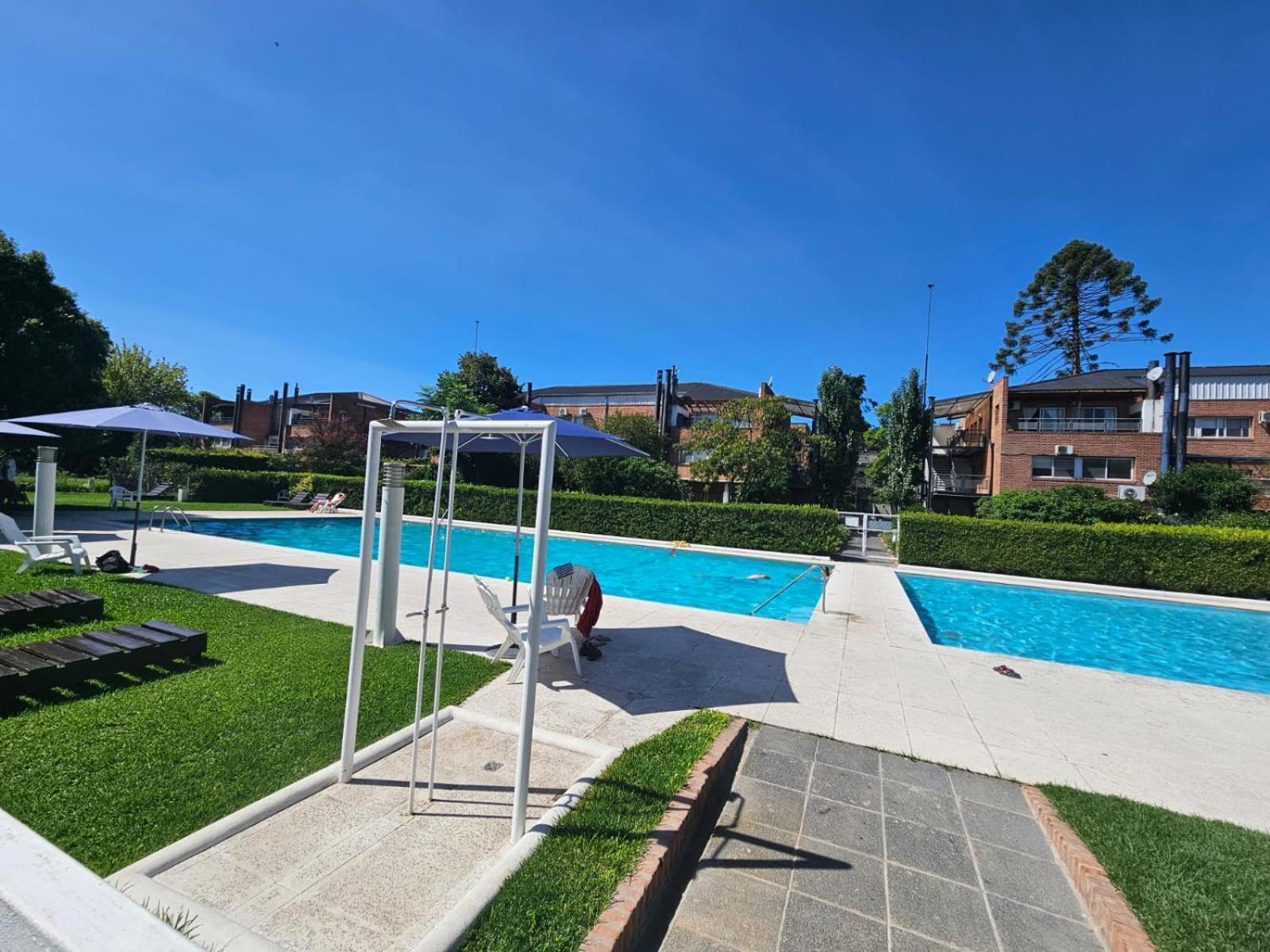 Lindisimo Con Parrilla Y Piscina, En Country *